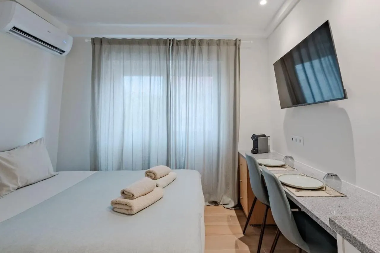 Lovely Studio Fully Equipped Near Subway N6 Lisboa